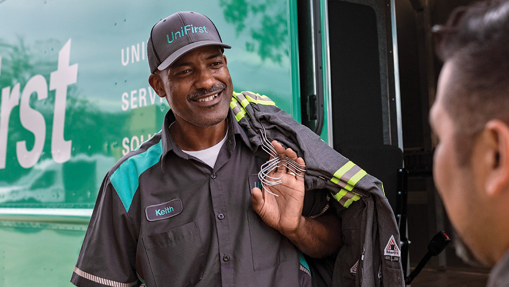 UniFirst RSR delivery uniforms to happy customer
