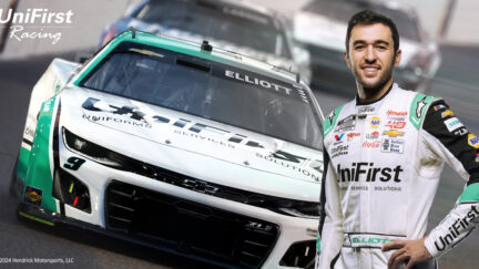 Chase Elliott and the UniFirst No. 9 Chevrolet Camaro ZL1 make Round of 12 playoff race at Kansas Speedway.