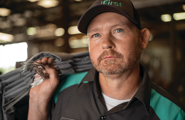 A UniFirst RSR help manage your program and assist with procurement strategy